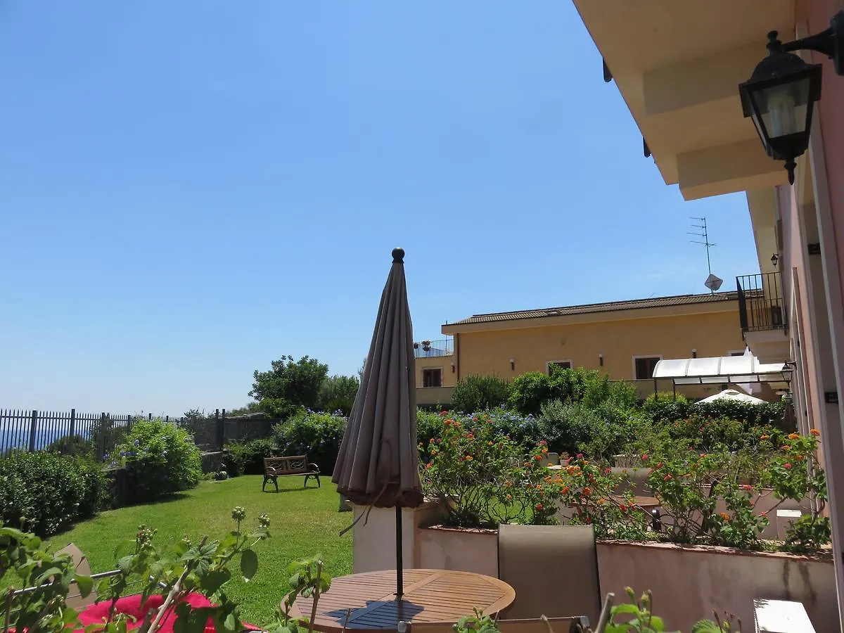 Case Vacanze Residence Trinacria Acireale Vakantiehuis